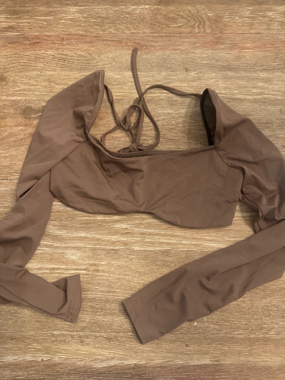 Long sleeve crop top
